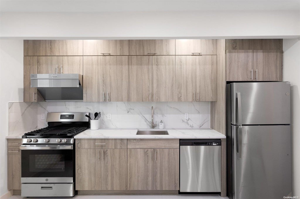 11 of 34 - 124-28 Queens Boulevard # 13c, Kew Gardens, NY