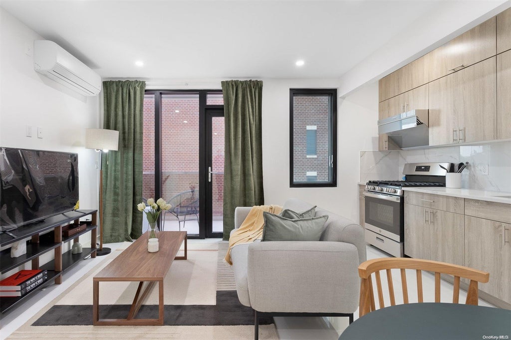 2 of 34 - 124-28 Queens Boulevard # 13c, Kew Gardens, NY