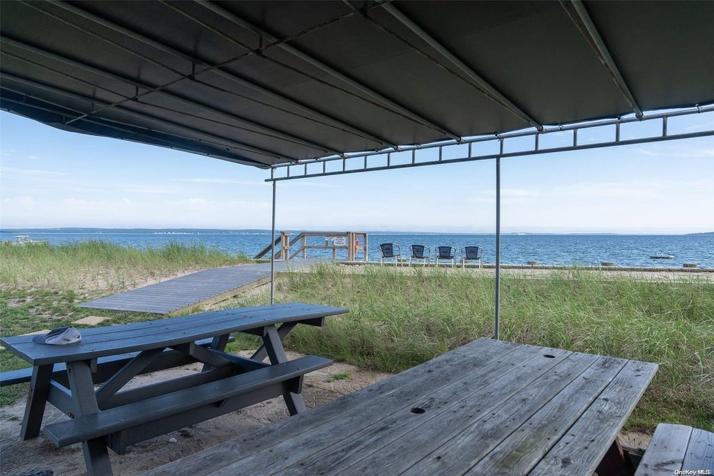 27 of 31 - 700 Gin Lane, Southold, NY