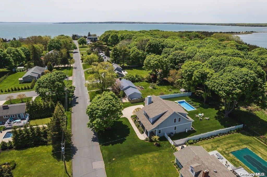 2 of 31 - 700 Gin Lane, Southold, NY
