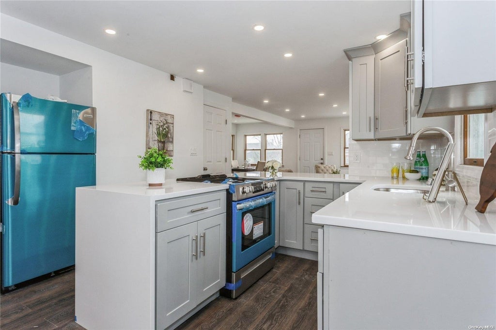 18 of 32 - 635 Lincoln St., Baldwin, NY