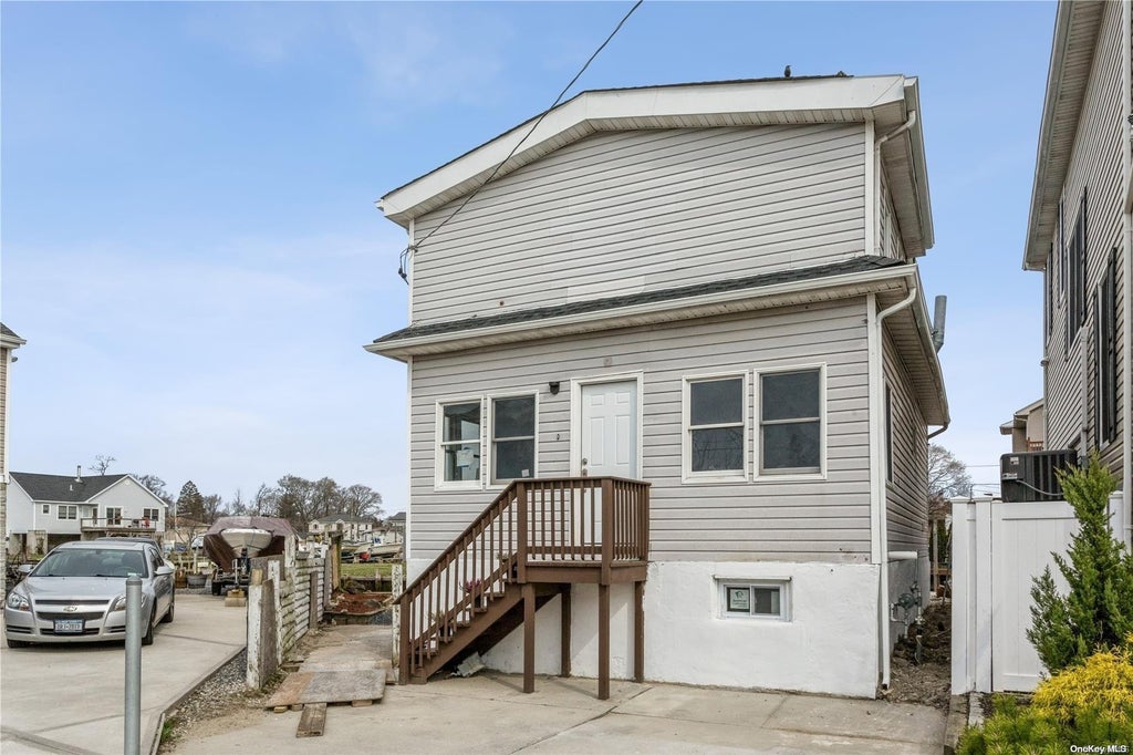 2 of 32 - 635 Lincoln St., Baldwin, NY