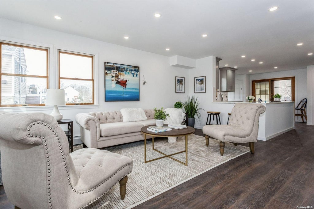 4 of 32 - 635 Lincoln St., Baldwin, NY
