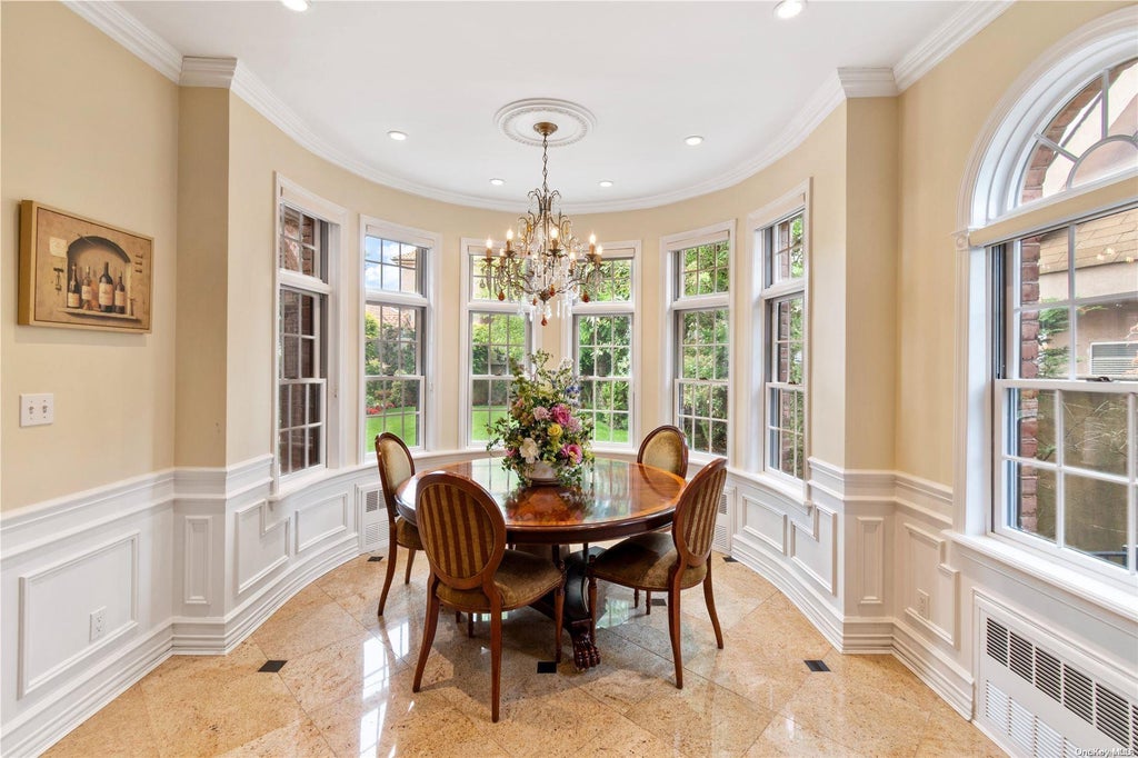 14 of 35 - 5 Center Drive, Malba, NY