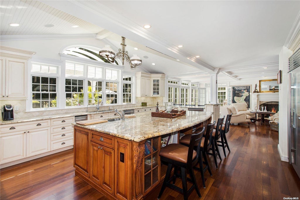 8 of 34 - 11 Pheasant Lane, Remsenburg, NY