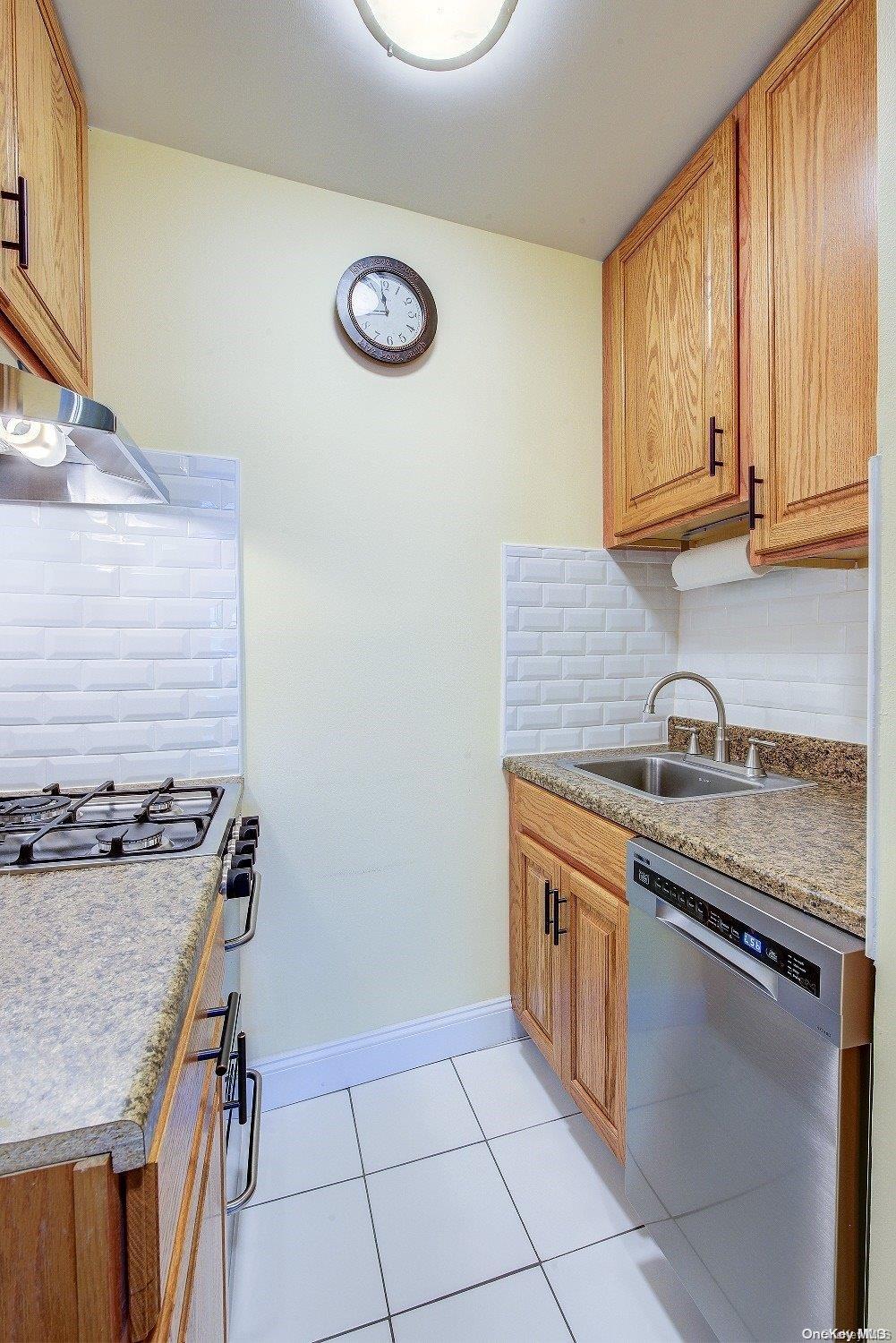 3 of 26 - 123-25 82 Avenue # 1c, Kew Gardens, NY