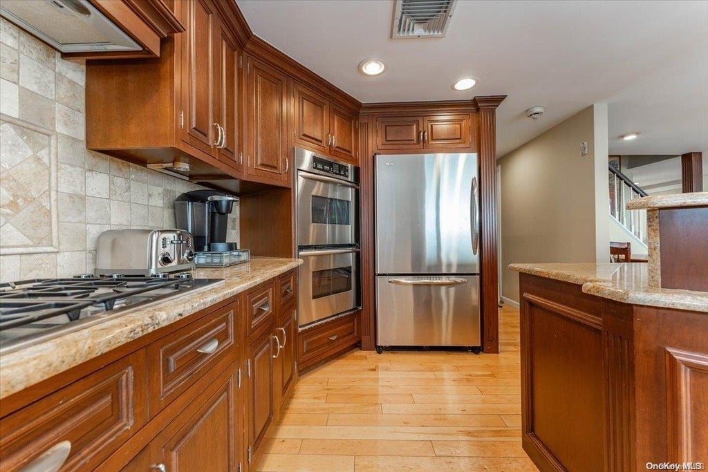 10 of 37 - 327 Pine St., Long Beach, NY