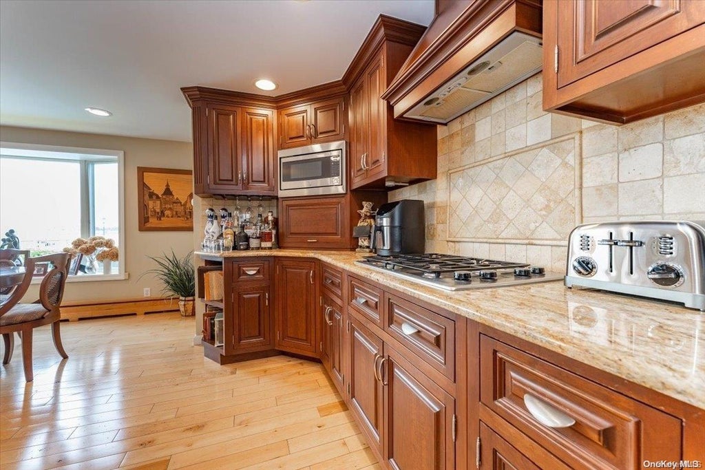 8 of 37 - 327 Pine St., Long Beach, NY