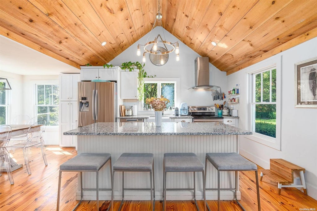 19 of 36 - 800 Lighthouse Road, Southold, NY