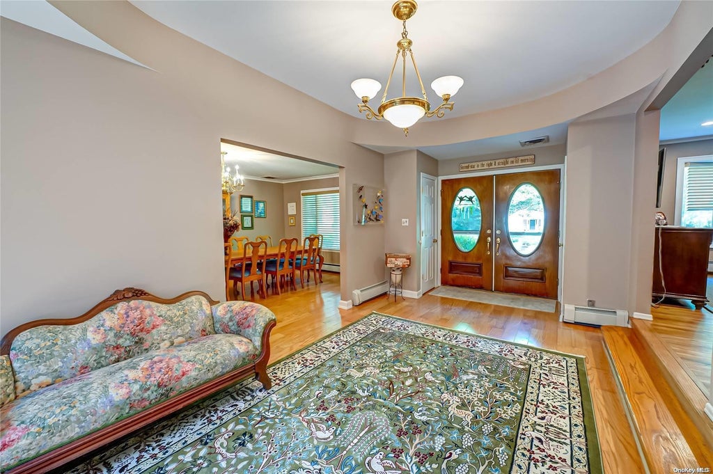 1 of 34 - 7 Somner Drive, Dix Hills, NY