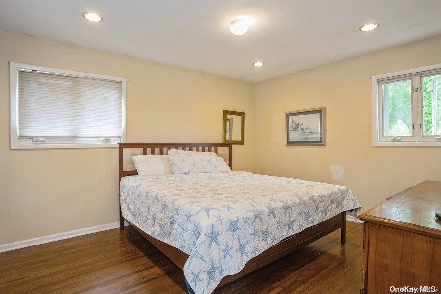 16 of 26 - 6 Riverdale Avenue, Oakdale, NY