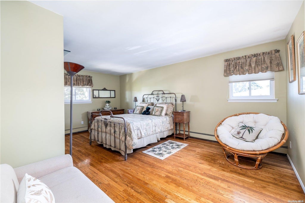 22 of 37 - 3540 Bertha Drive, Baldwin, NY