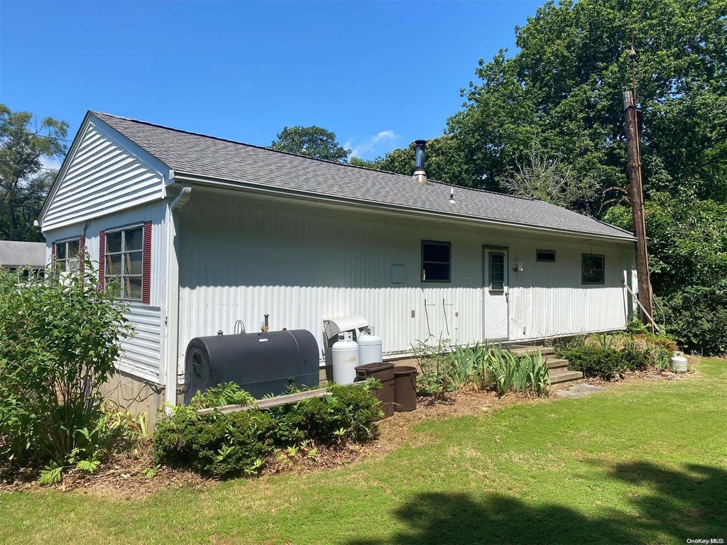3 of 9 - 500 Summer Lane, Southold, NY