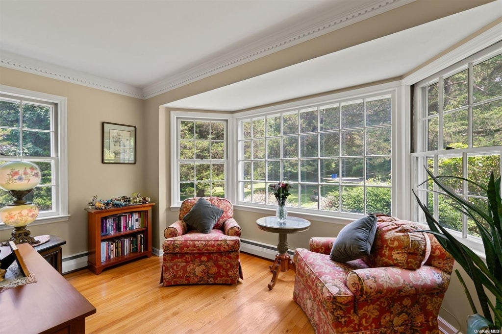 9 of 31 - 4 Pippin Lane, Lloyd Harbor, NY