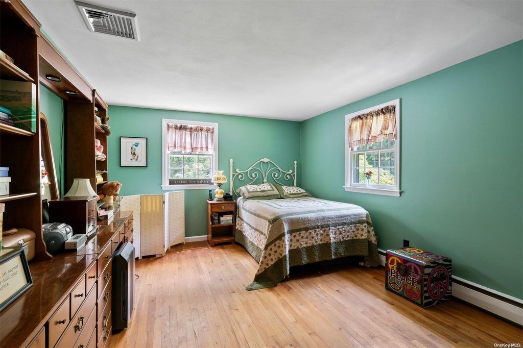 17 of 31 - 4 Pippin Lane, Lloyd Harbor, NY