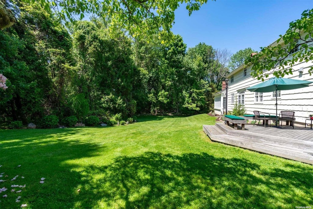 23 of 31 - 4 Pippin Lane, Lloyd Harbor, NY