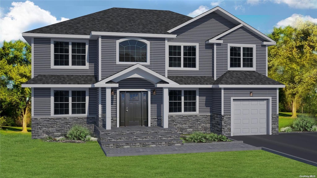 1 of 2 - 56 Roosevelt Avenue, Syosset, NY