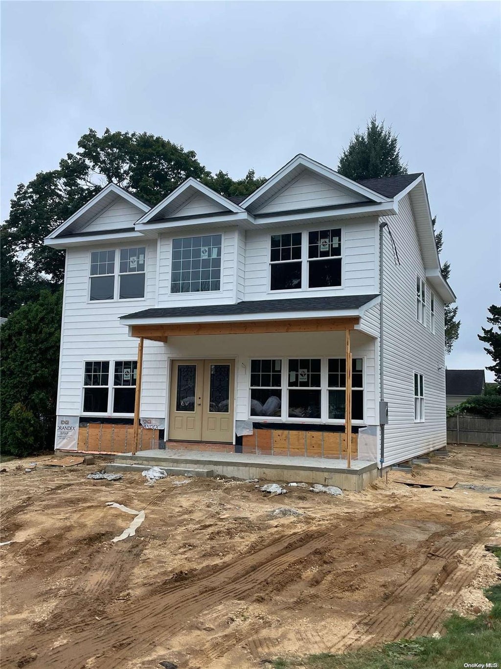 24 of 26 - 15 Dawes Avenue, Syosset, NY