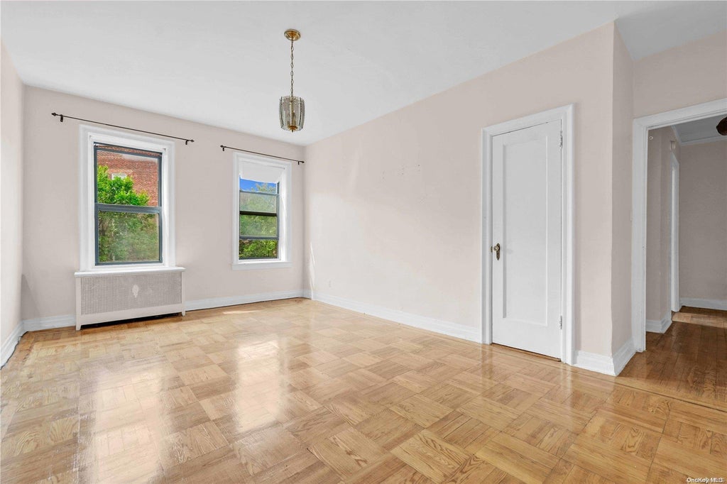 5 of 23 - 83-44 Lefferts Boulevard # 6g, Kew Gardens, NY