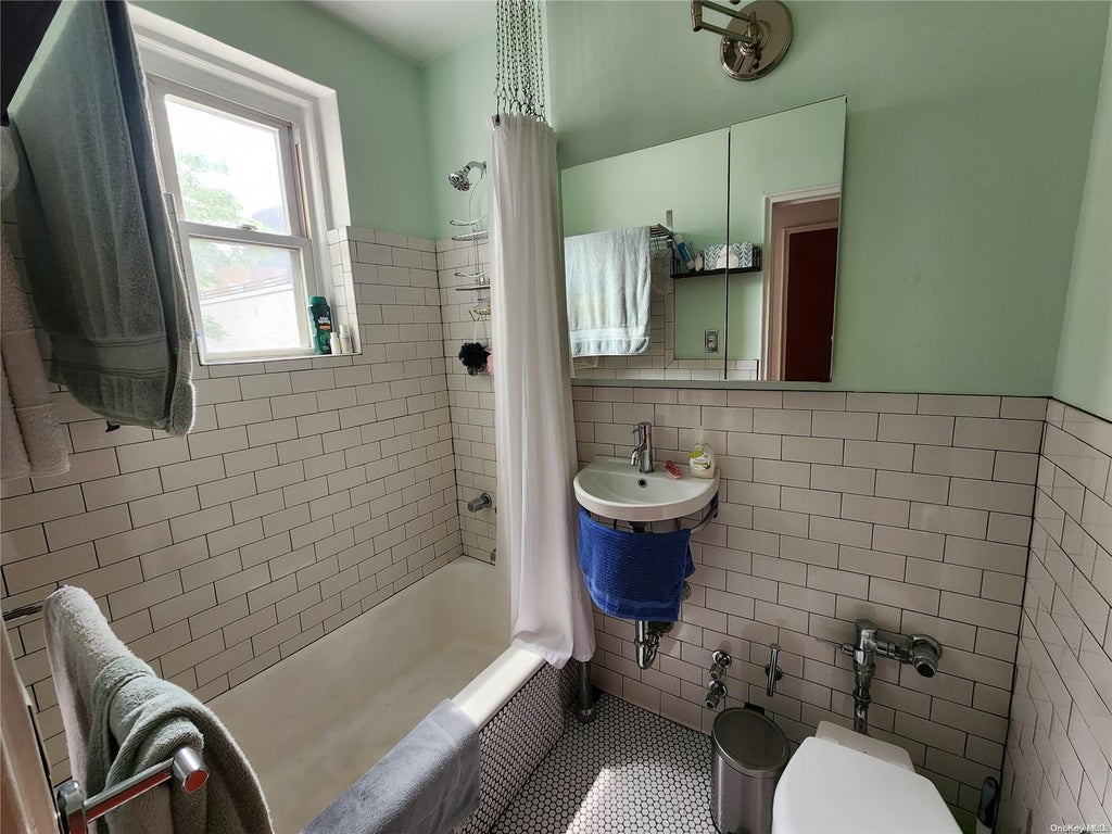 13 of 14 - 123-25 82nd Avenue # 5t, Kew Gardens, NY