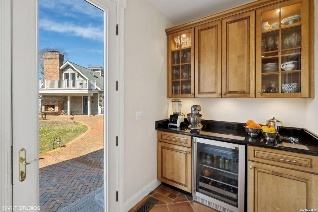 18 of 30 - 10947 Bayview Road, Southold, NY