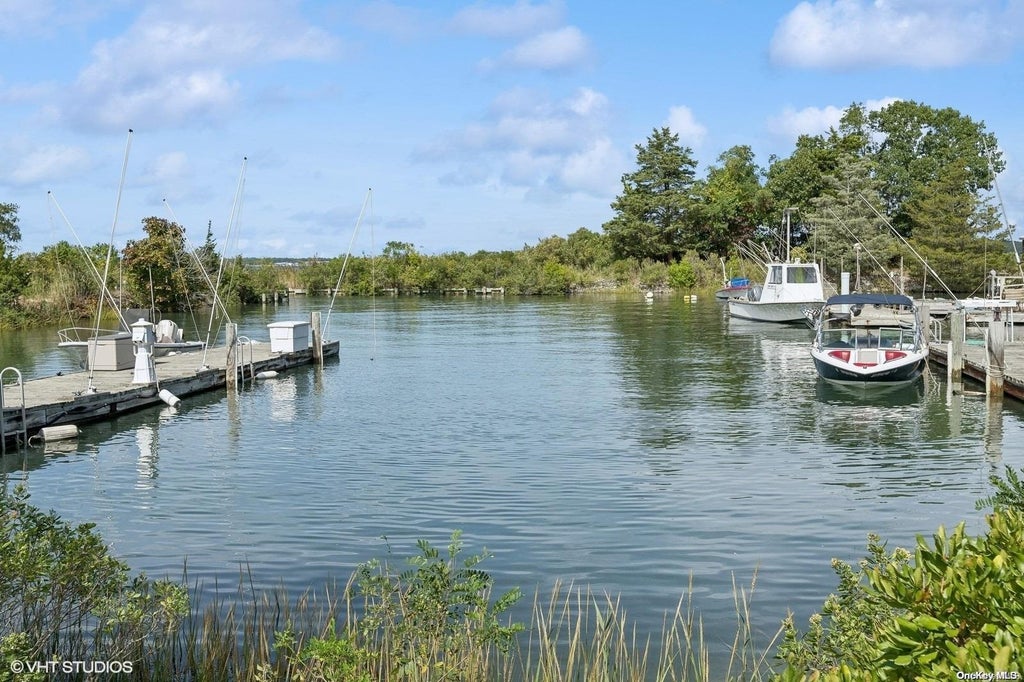 4 of 30 - 10947 Bayview Road, Southold, NY