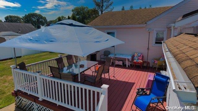 3 of 21 - 1790 Stone Avenue, East Meadow, NY