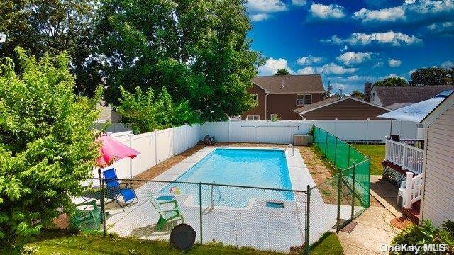 6 of 21 - 1790 Stone Avenue, East Meadow, NY