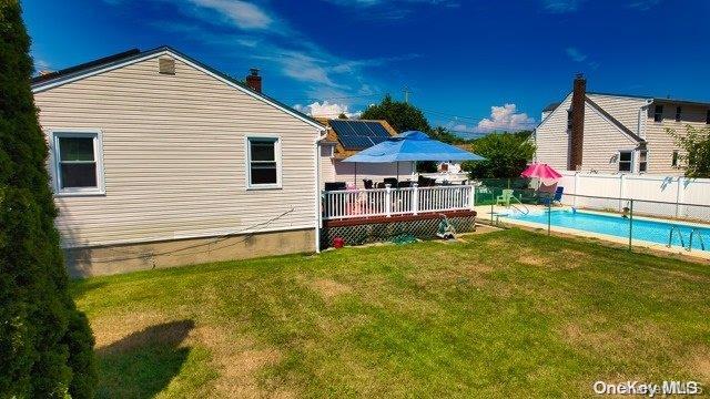 8 of 21 - 1790 Stone Avenue, East Meadow, NY