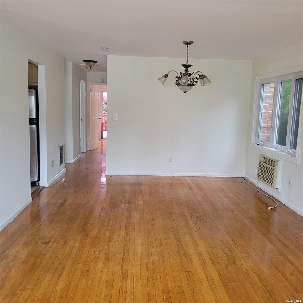 3 of 30 - 880 Washington St., Baldwin, NY
