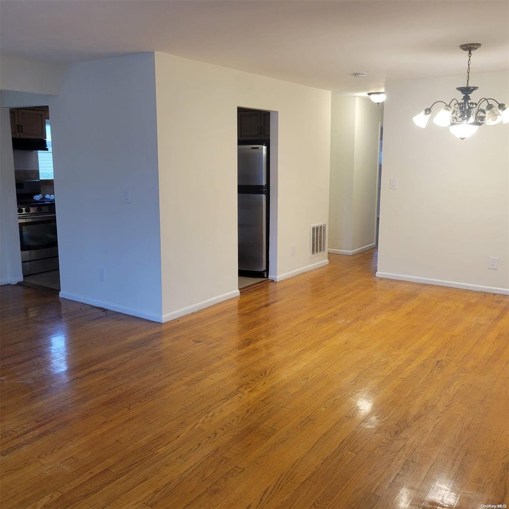 4 of 30 - 880 Washington St., Baldwin, NY