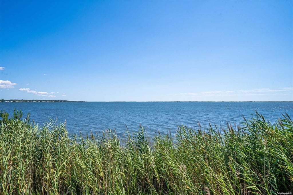 31 of 32 - 48 Old Neck Road, Center Moriches, NY