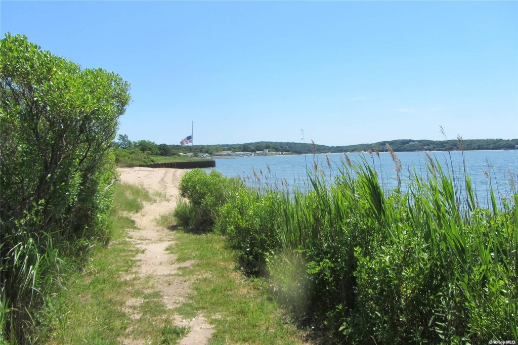 36 of 39 - Undisclosed, Southold, NY