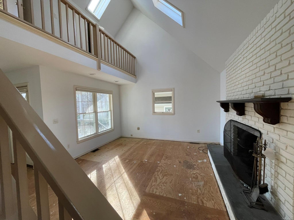 6 of 39 - Undisclosed, Southold, NY