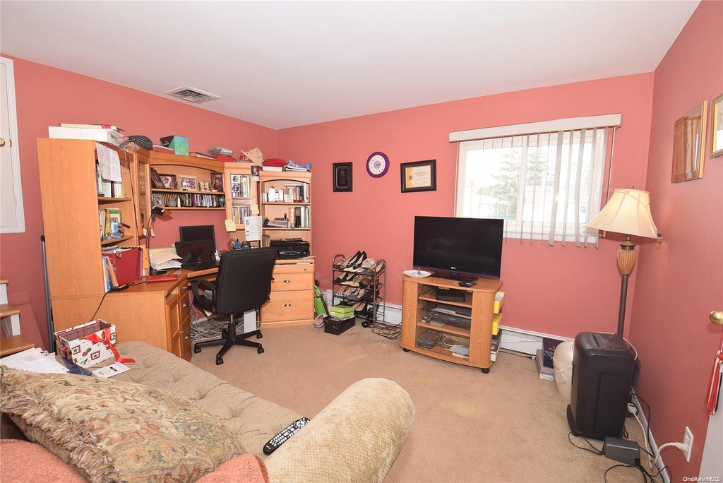 18 of 27 - 3458 Carey Lane, Baldwin, NY