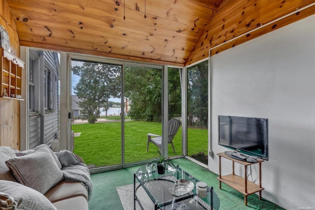 15 of 25 - 875 Oak Avenue, Southold, NY