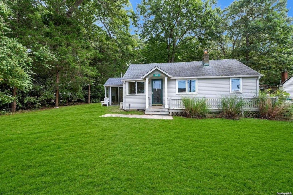 19 of 25 - 875 Oak Avenue, Southold, NY