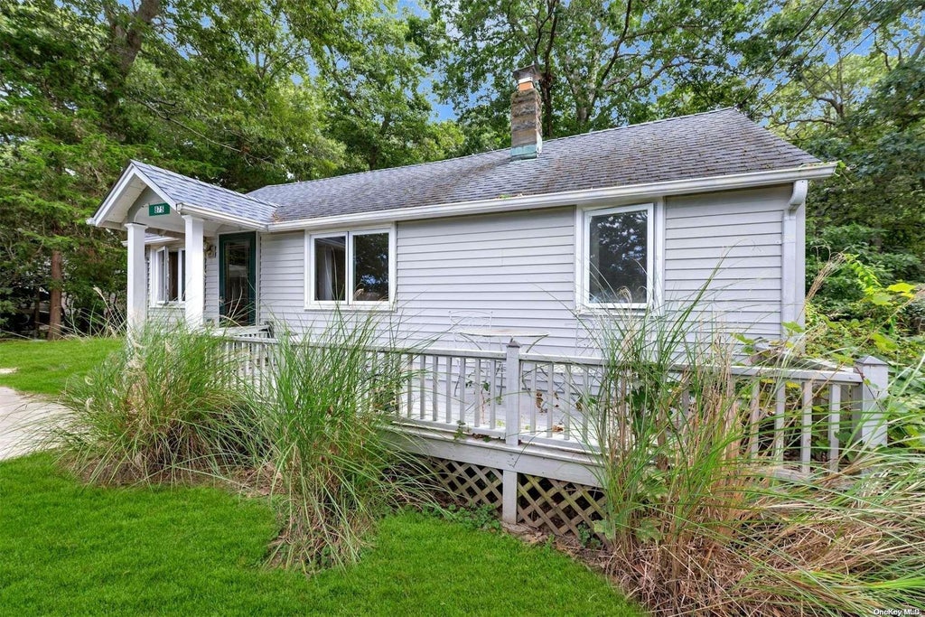 20 of 25 - 875 Oak Avenue, Southold, NY