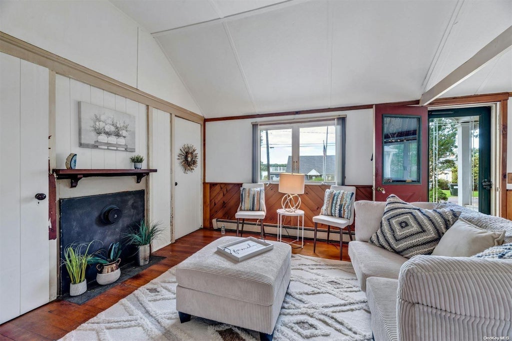4 of 25 - 875 Oak Avenue, Southold, NY