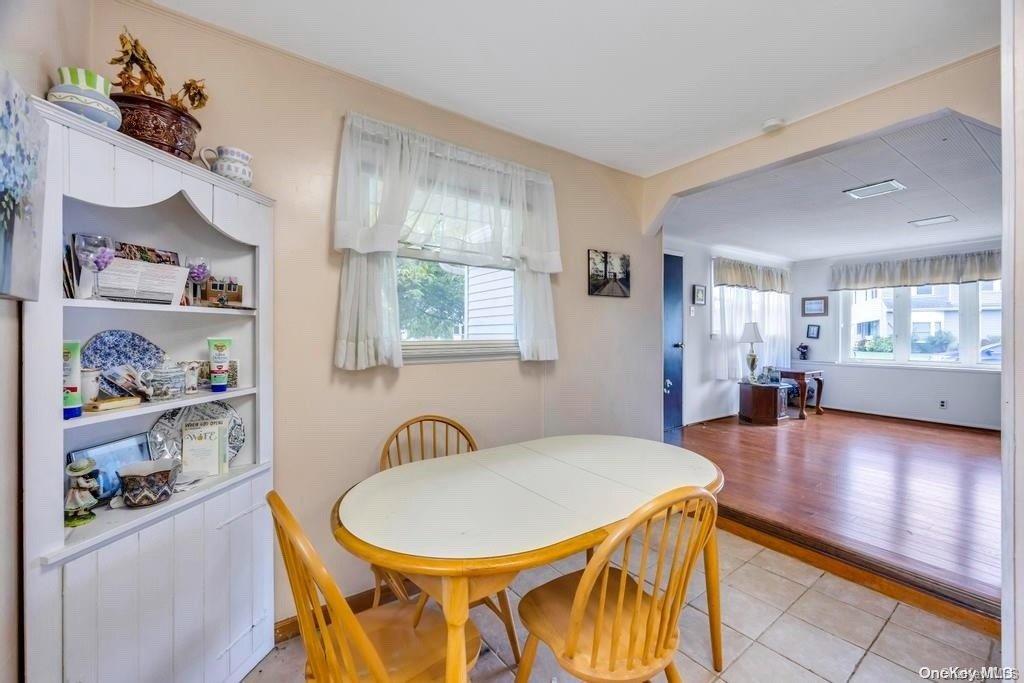 8 of 21 - 2497 Balsam Avenue, East Meadow, NY
