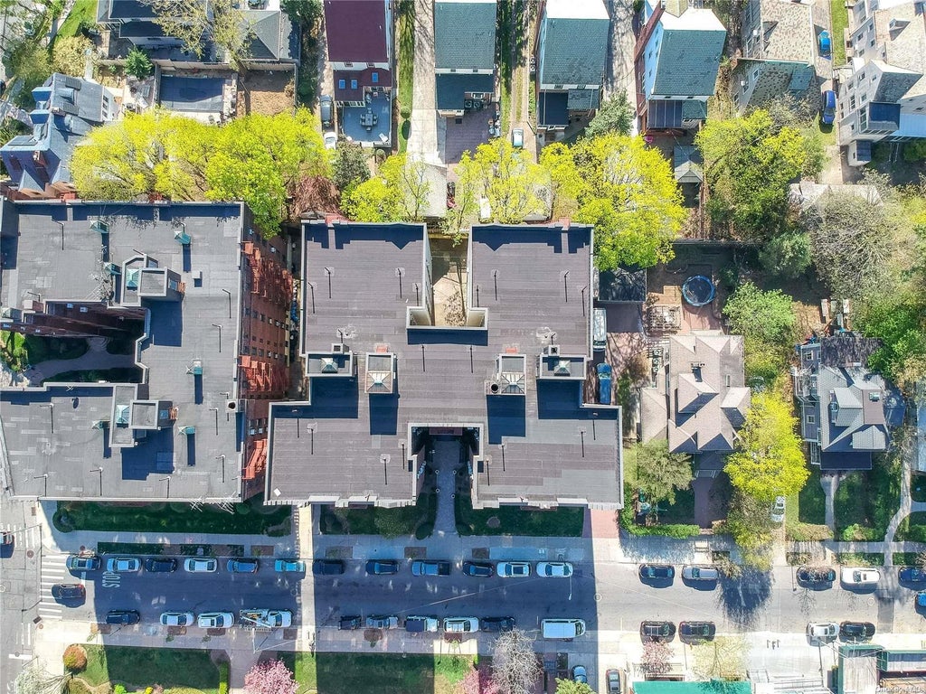 25 of 27 - 83-84 116 St. # 4c, Kew Gardens, NY