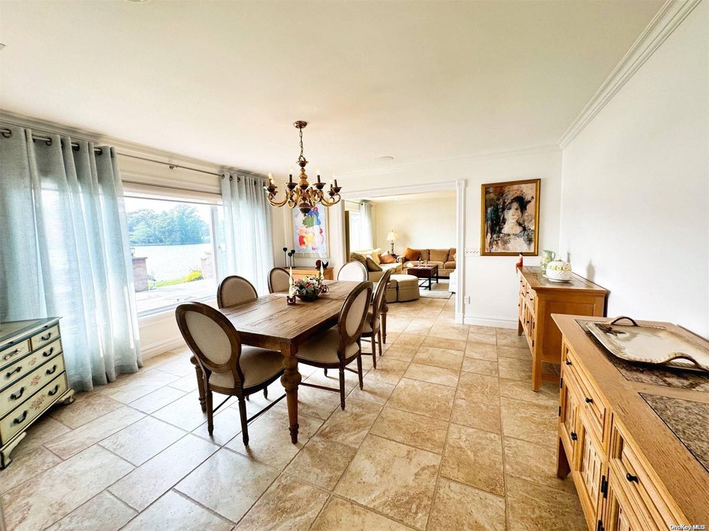 17 of 37 - 170 Connetquot Drive, Oakdale, NY