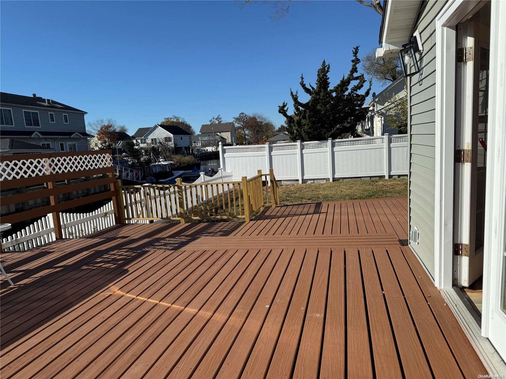 24 of 25 - 640 Warren St., Baldwin, NY