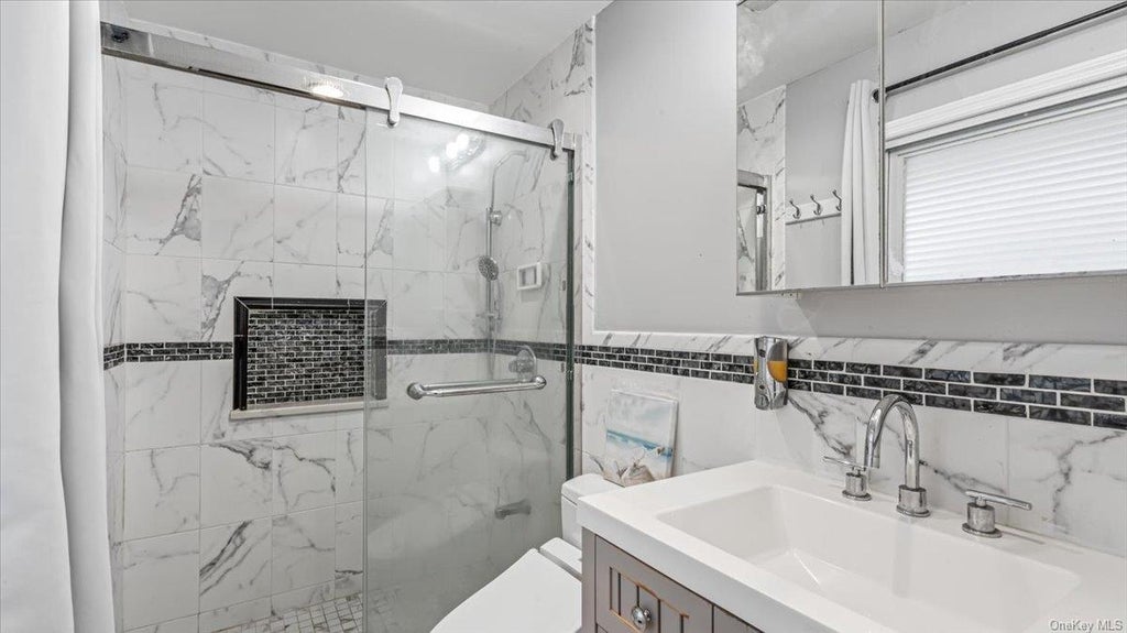 14 of 23 - 151 Diamond Avenue, East Meadow, NY