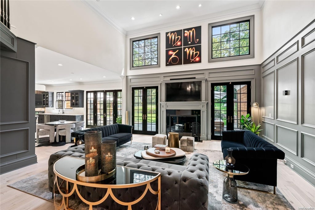 17 of 45 - 119 Wheatley Road, Old Westbury, NY