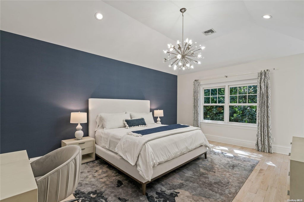 23 of 45 - 119 Wheatley Road, Old Westbury, NY