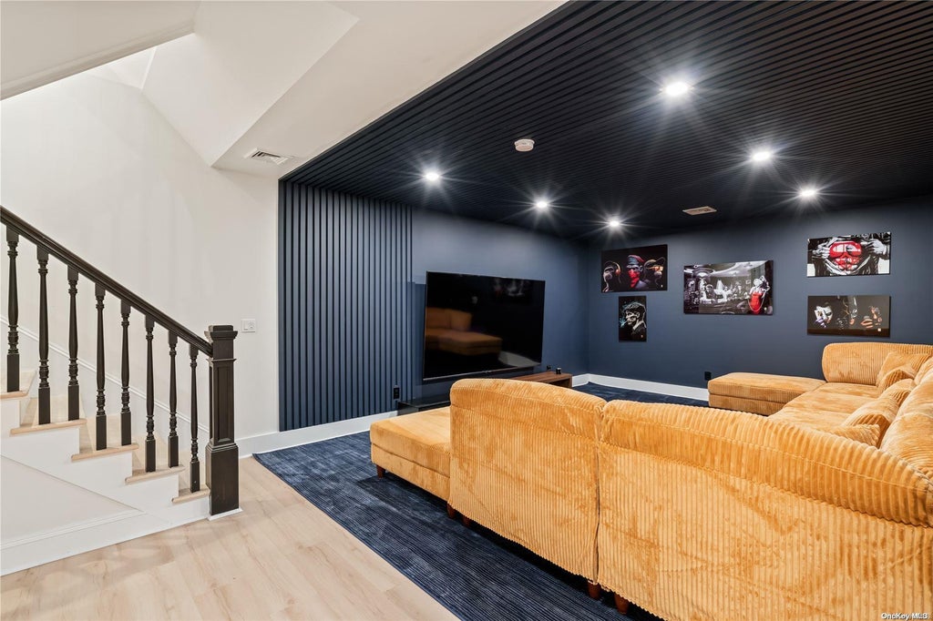 28 of 45 - 119 Wheatley Road, Old Westbury, NY