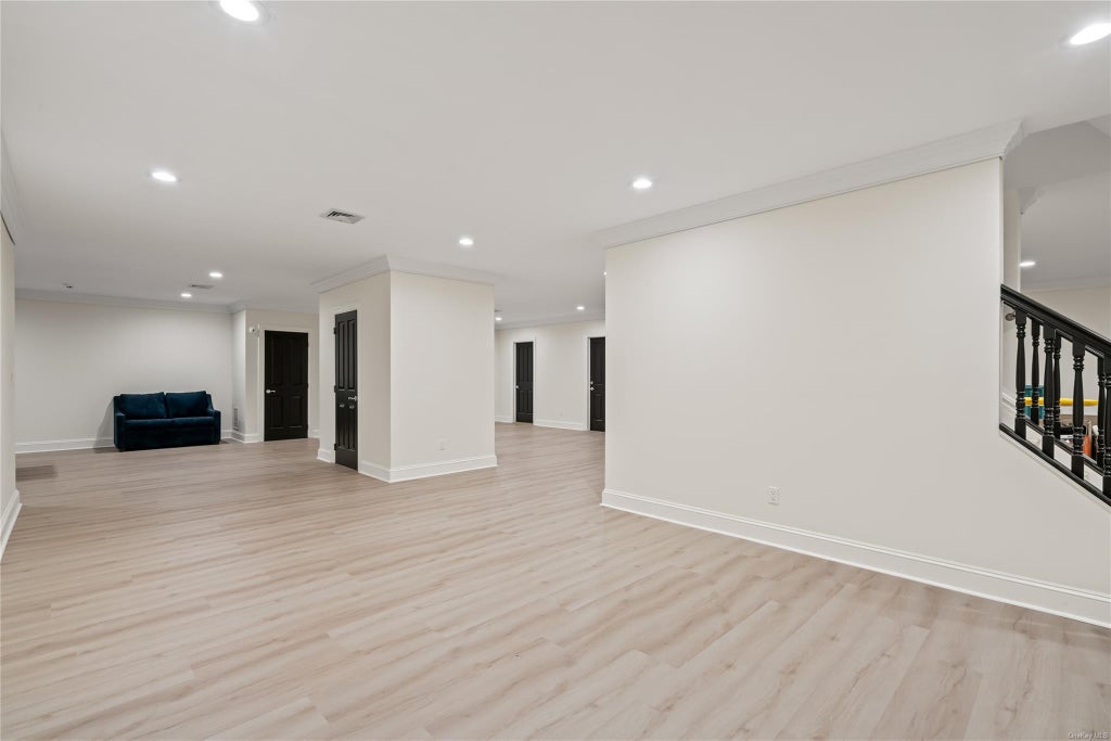 32 of 45 - 119 Wheatley Road, Old Westbury, NY