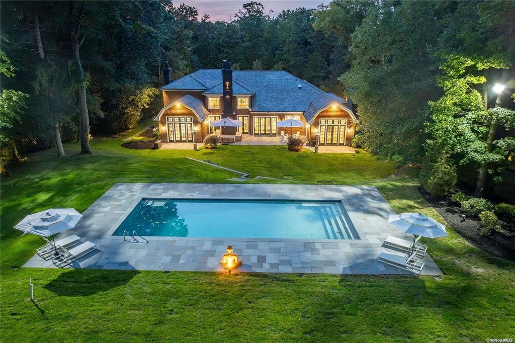 37 of 45 - 119 Wheatley Road, Old Westbury, NY