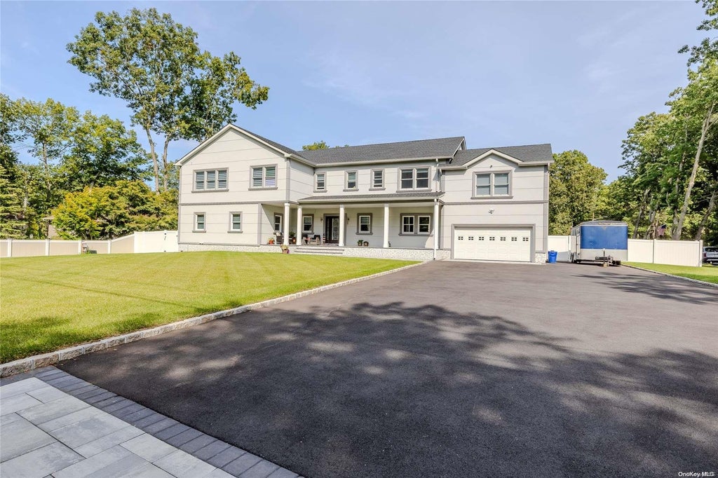 1 of 37 - 71 Ledgewood Drive, Smithtown, NY